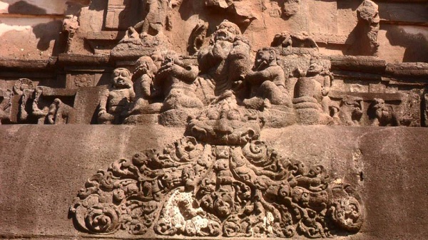 7 kailash temple india