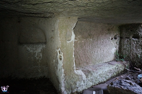 grotta sepolcro di muro leccese 8